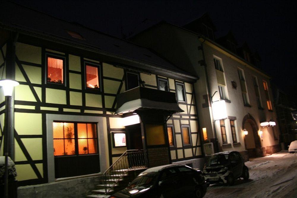 Landhotel Gross Schneer Hof Friedland  Buitenkant foto