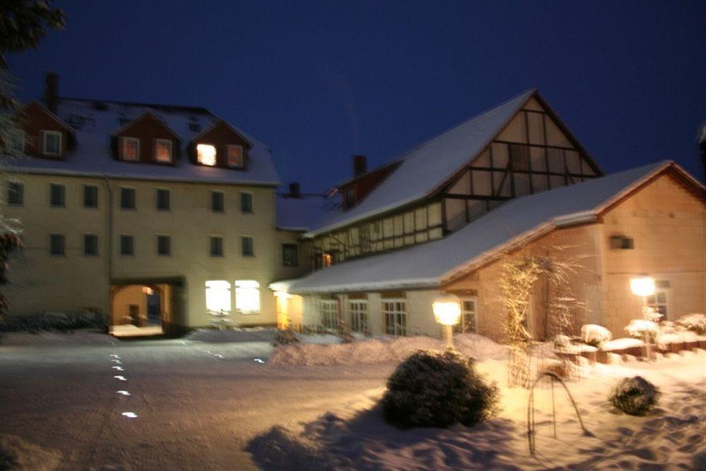Landhotel Gross Schneer Hof Friedland  Buitenkant foto