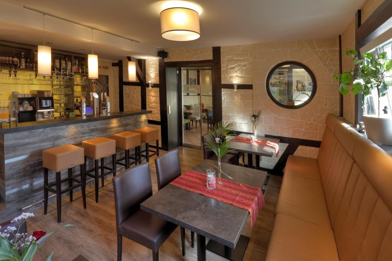 Landhotel Gross Schneer Hof Friedland  Buitenkant foto