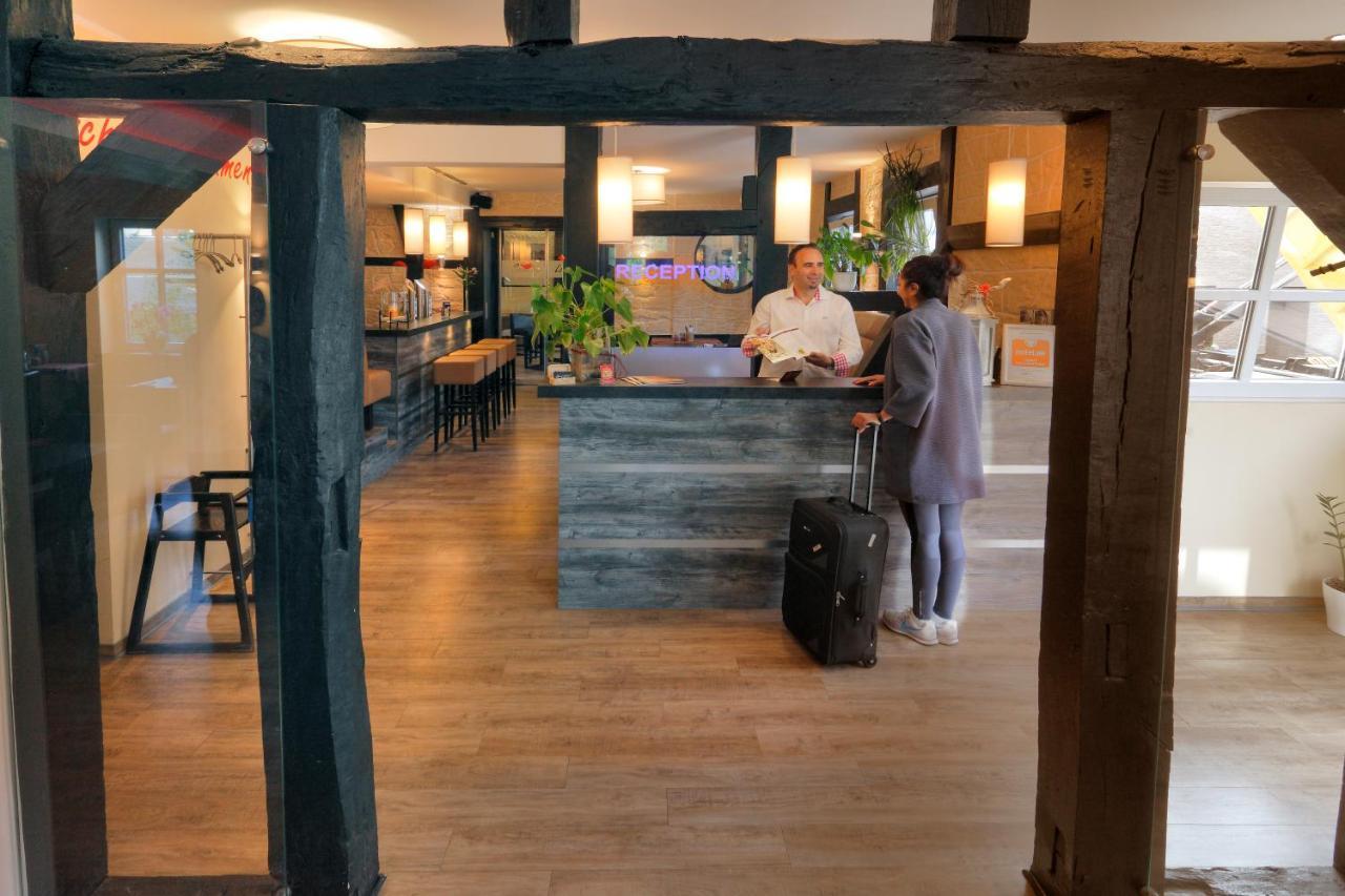 Landhotel Gross Schneer Hof Friedland  Buitenkant foto